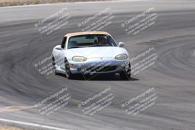 media/Jun-01-2025-CalClub SCCA (Sun) [[eae223c5dd]]/Group 1/Track Event 4/